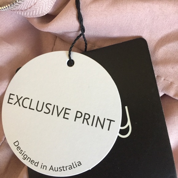 Ivory Dress - Picture 9 of 10